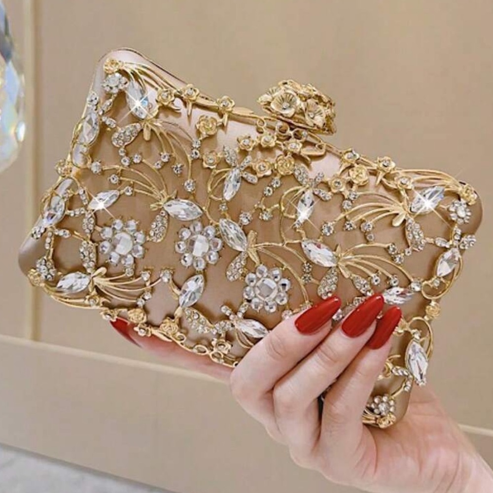 Embellished Gold Floral Crystal Clutch